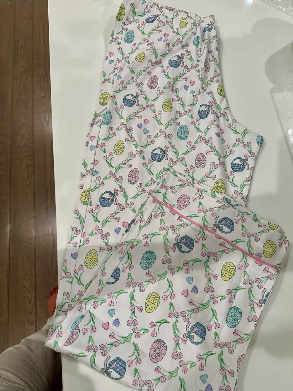 Roller Rabbit Tulips Trellis Pajamas Set - Picture 4 of 4